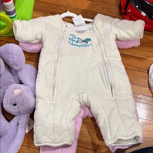 Magic Merlin - yellow ish